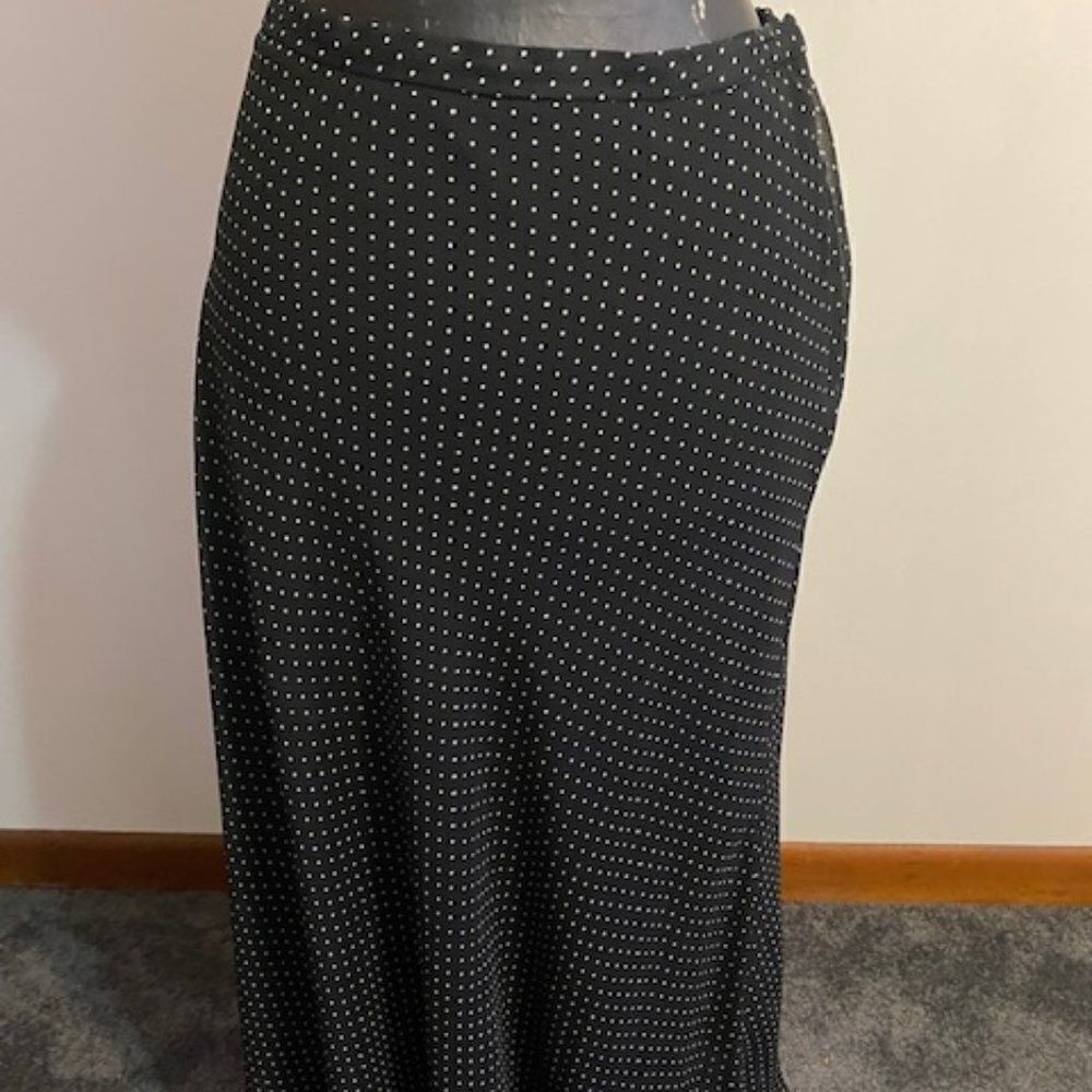 Napa Valley Woman Black/Gray Polka Dot  skirt, size 22W